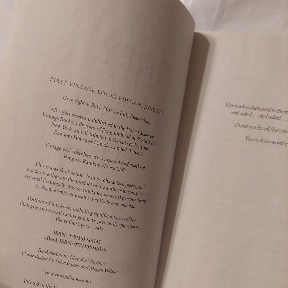 Grey - Picture 3 of 4